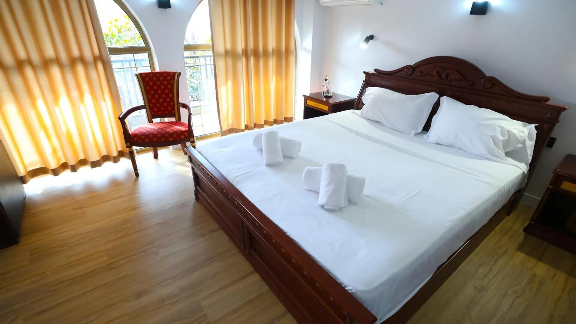 Vila Alizee Hotel Tirana 0*,  Albania