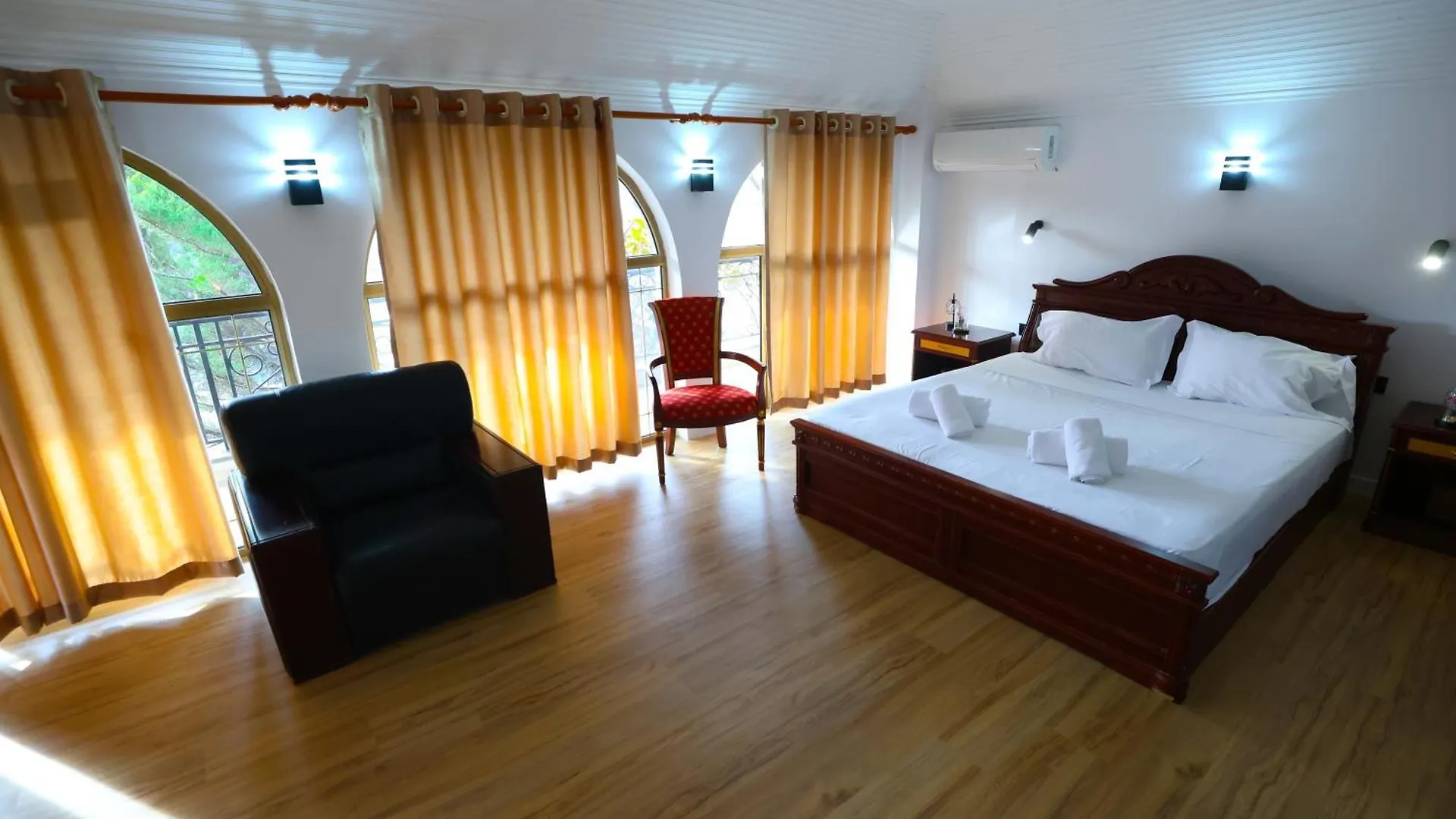 Vila Alizee Hotel Tirana