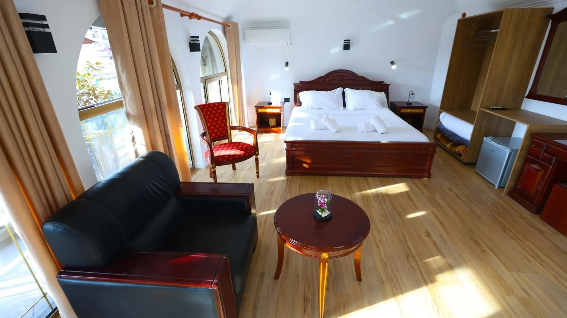 Vila Alizee Hotel Tirana 0*,  Albania